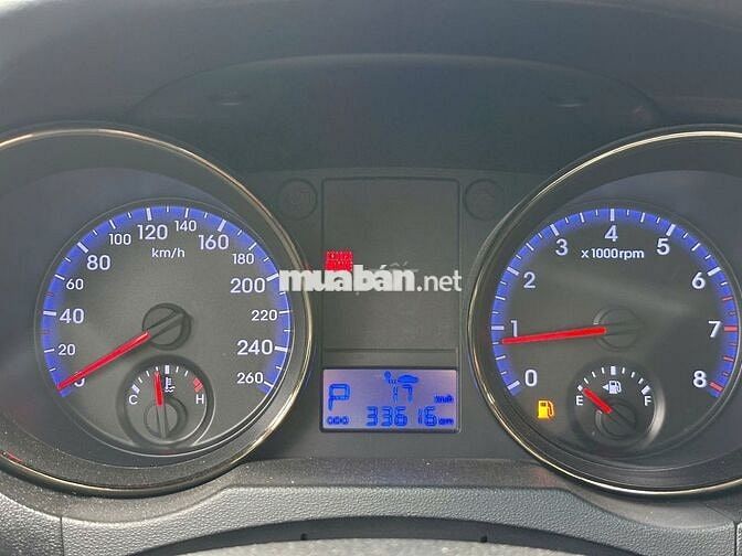 Hyundai Genesis 2.0 AT 2011 - 33.000 km