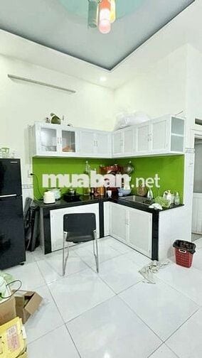 Nhà Hồ Văn Long, 45m², 4x11m, 2 Tầng, 2 PN, Hẻm oto, Giá chỉ hơn 3 tỷ