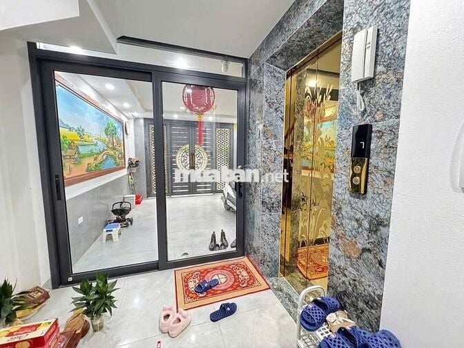 📢📢📢Phố Thạch Bàn 63m2 x 7 Tầng Thang Máy Ô Tô Vào Cửa - Nhỉnh 14 tỷ