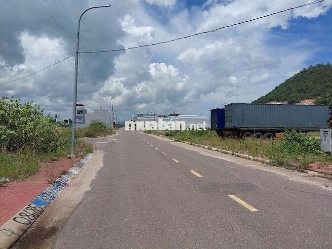 Đất khu đô thị Long Vân 99m2 giá 2.8 tỷ