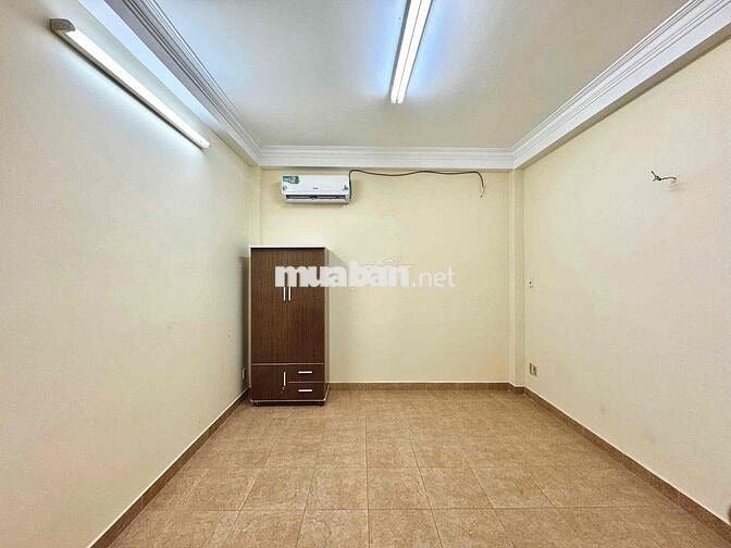 STUDIO BANCOL/ CỬA SỔ RỘNG XÁC TRƯỜNG DH SƯ PHẠM, KHTN SÀI GÒN
