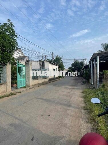 chính chủ cần bán đất 13x39 mặt tiền chợ xã