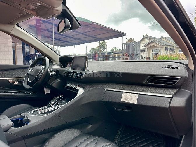 Cần bán xe Peugeot đời 2020, bản full