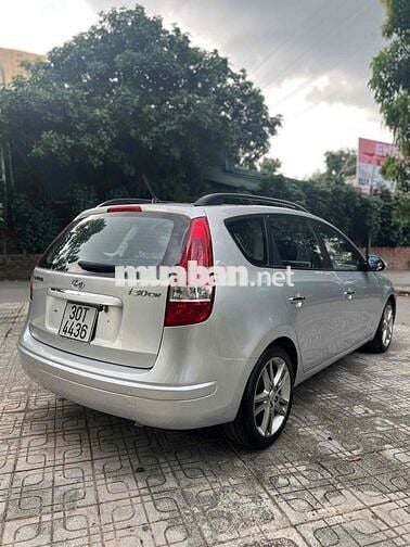 Hyundai i30 2009 1.6 AT - 10000 km