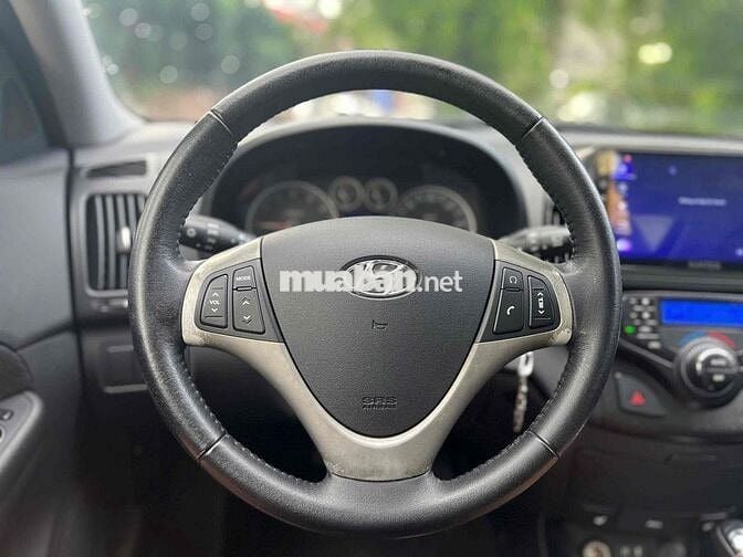 Hyundai i30 2009 1.6 AT - 10000 km