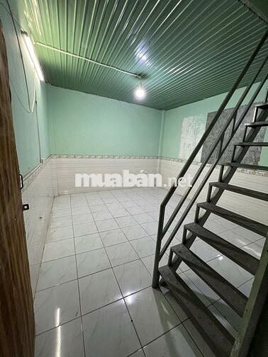 CHO THUÊ NHÀ NGUYÊN CĂN MẶT TIỀN HẺM LỚN 2PN