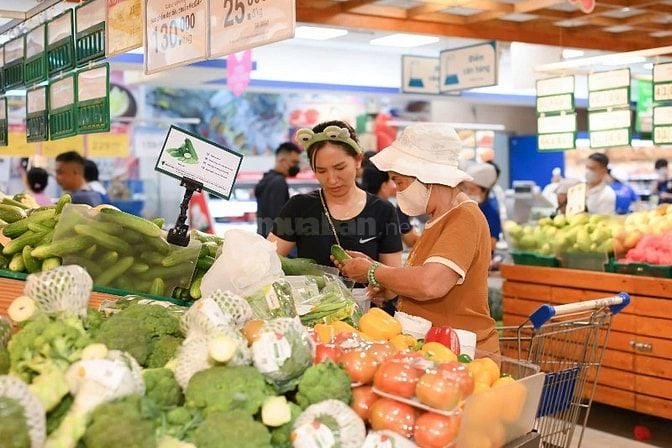 Tuyển Sinh Viên - Trung Tuổi Làm Bán Hàng, Bảo Vệ, Tạp Vụ, Thu Ngân