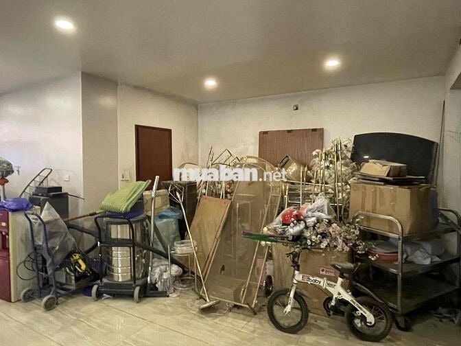 CHO THUÊ MBKD LÀM VĂN PHÒNG SPA QUẬN TÂY HỒ 180m2 20tr siêu hiếm