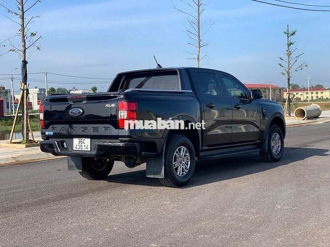Ford Ranger 2023 đăng kí 2024 XLS 2.0L 4x2 AT