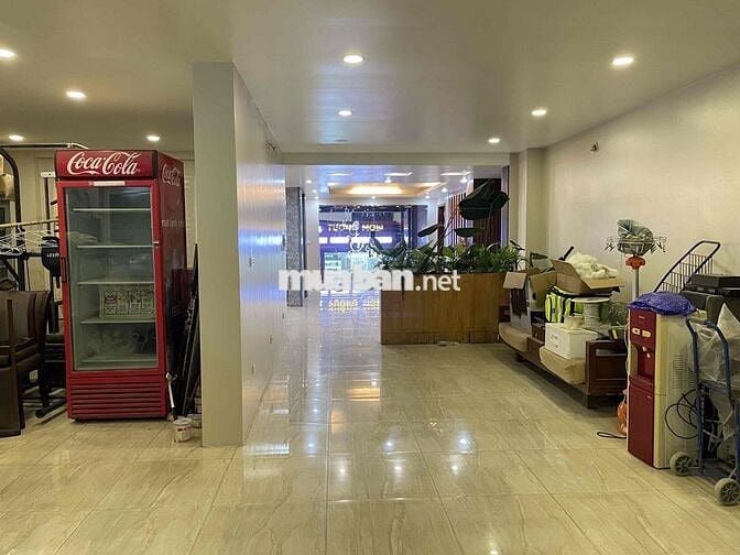 CHO THUÊ MBKD LÀM VĂN PHÒNG SPA QUẬN TÂY HỒ 180m2 20tr siêu hiếm