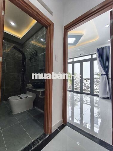 NHÀ VIP - NHÀ LIỀN KỀ PHÚ MỸ HƯNG-GẦN SIÊU THỊ BIG C-46M2 NỞ HẬU - 6T6