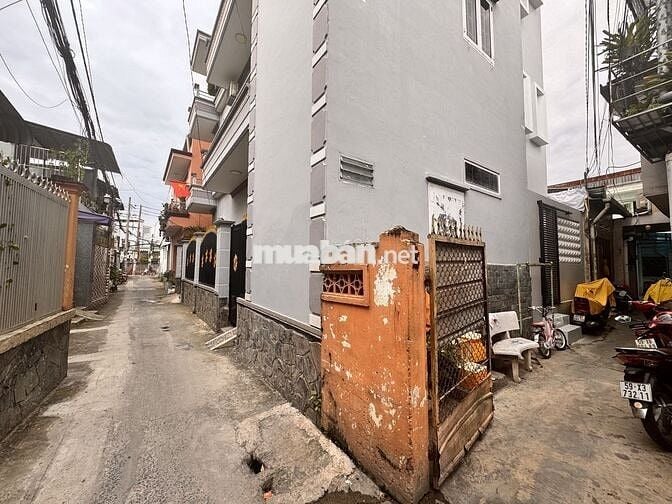 Bán Nhà hẻm 3 gác ngay chợ Thủ Đức