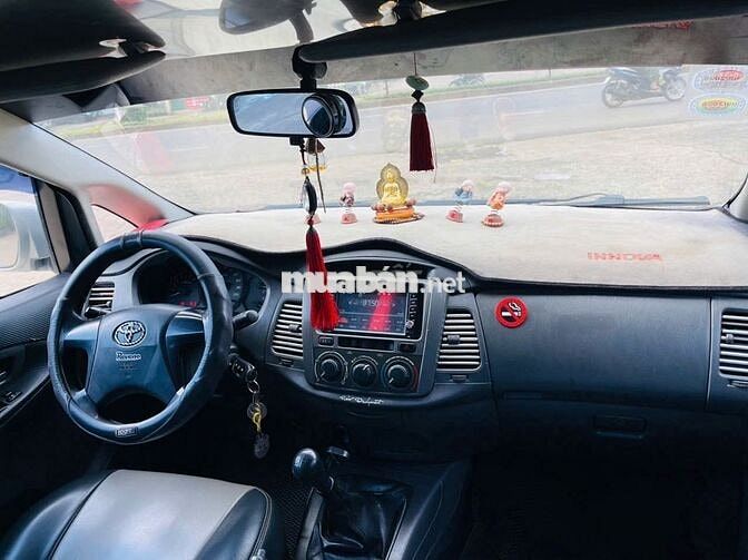 Toyota Innova 2013 2.0E - Chỉ 178tr