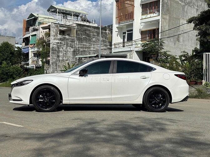 Mazda 6 2023 Premium 2.0 AT - 37000 km