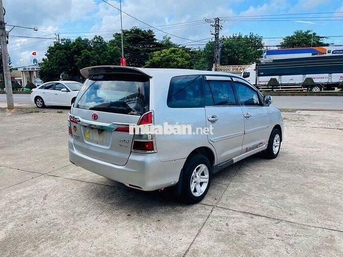 Toyota Innova 2013 2.0E - Chỉ 178tr