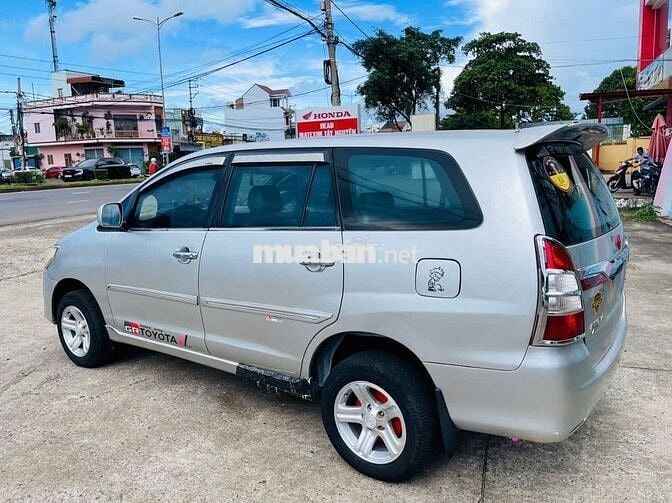 Toyota Innova 2013 2.0E - Chỉ 178tr