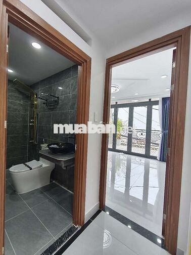 NHÀ VIP - NHÀ LIỀN KỀ PHÚ MỸ HƯNG-GẦN SIÊU THỊ BIG C-46M2 NỞ HẬU - 6T6