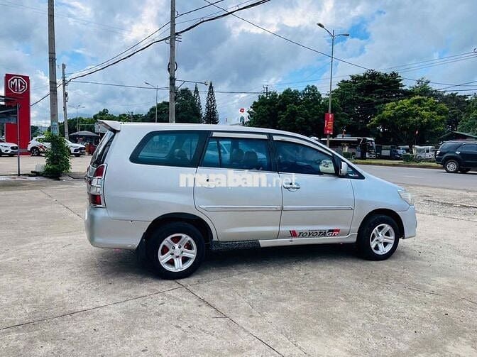 Toyota Innova 2013 2.0E - Chỉ 178tr