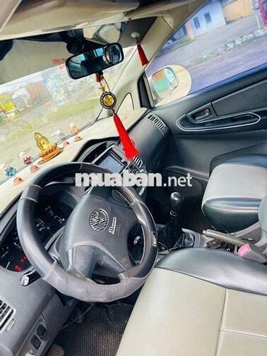 Toyota Innova 2013 2.0E - Chỉ 178tr