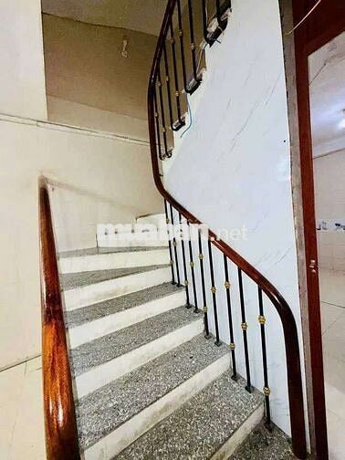 Bán nhà ngõ rộng rãi Quan Nhân Thanh Xuân