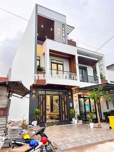 Siêu Phẩm Hồng Loan Tuyệt Đẹp tại đường D15