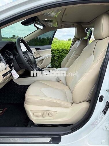 TOYOTA CAMRY 2.5HV HYBRID 2023 ODO 6.600KM LIKENEW