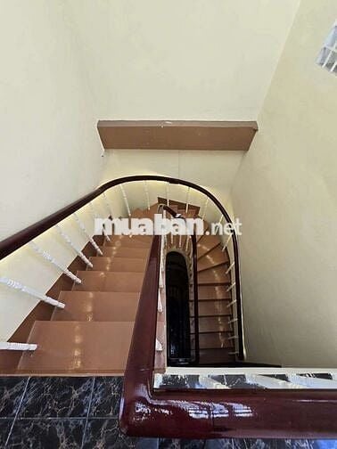 Bán nhà vị trí tiện kinh doanh hẻm xe hơi Nguyễn Thị Tần P2 Q8