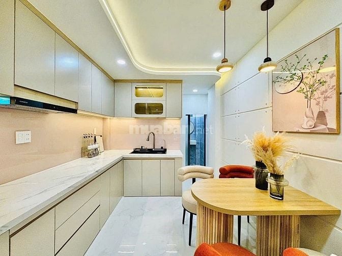 BÁN NHÀ GIÁ TỐT!!DT 50m2 giá 2tỷ640tr ở Nơ Trang Long, P12, Bình Thạnh