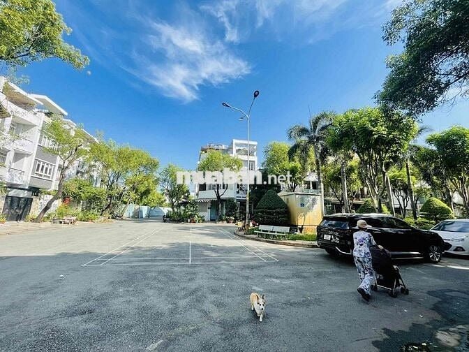 Bán nhà 2 lầu (DT:4x15m) Tân Quy Đông, P. Tân Phong, Q7 - giá tốt 11,2