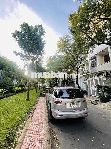 Bán nhà 2 lầu (DT:4x15m) Tân Quy Đông, P. Tân Phong, Q7 - giá tốt 11,2