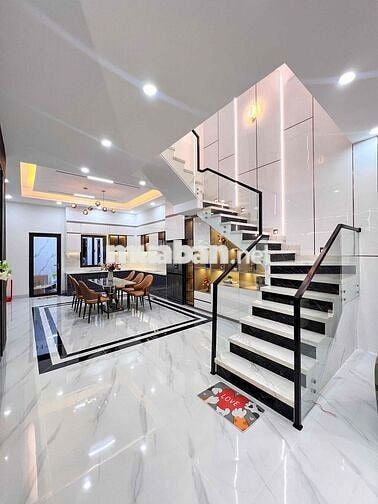 Siêu Phẩm Hồng Loan Tuyệt Đẹp tại đường D15