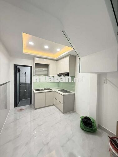 🏡 Nhà Mới 3 Tầng – Sát Mặt Tiền Âu Dương Lân