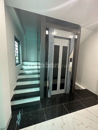 Siêu phẩm nhà Vĩnh Hưng, lô góc 3 thoáng, 6 tầng thang máy, full đồ