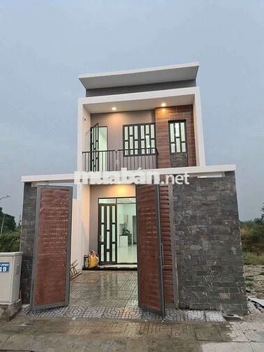 Bán nhà mới sổ đã hoàn công. Tại xã Bình Mỹ Hồ Chí Minh