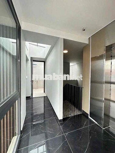 CHO THUÊ NHÀ NGUYÊN CĂN SIÊU MỚI 1 TRỆT 4 LẦU HẬU GIANG Q6 CHỈ 140tr