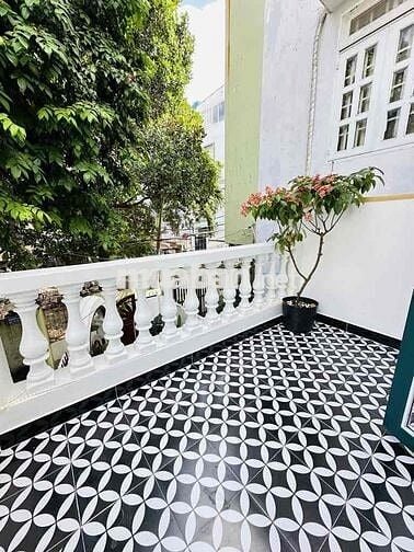 chủ đi nước ngoài hạ giá bán nhanh cho kịp chuyến bay