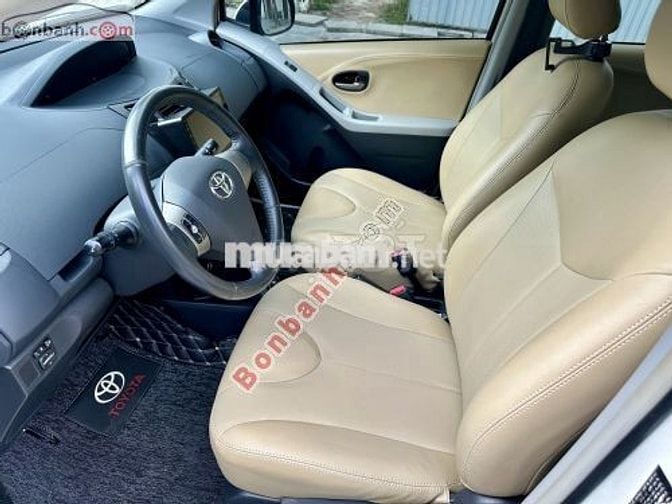 Toyota Yaris 1.3 AT 2010 - 199 Triệu
