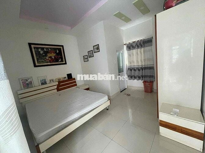 Bán nhà mặt tiền đường Huỳnh Văn Nghệ, P.12, Gò Vấp