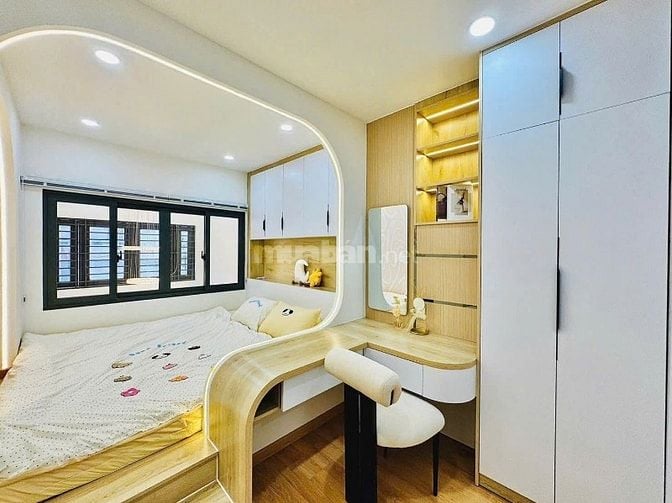 BÁN NHÀ GIÁ TỐT!!DT 50m2 giá 2tỷ640tr ở Nơ Trang Long, P12, Bình Thạnh