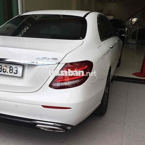 Mercedes Benz E Class 2020 E180 - 22000 km