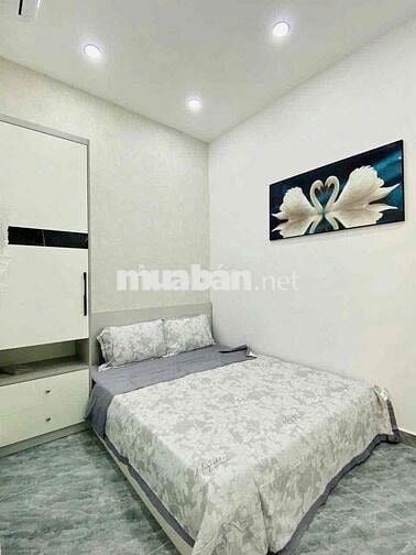 Cô chú lớn tuổi cần bán nhanh căn nhà.1ty070 SHR