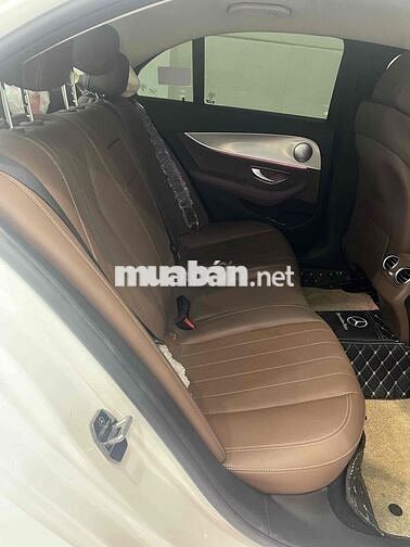 Mercedes Benz E Class 2020 E180 - 22000 km