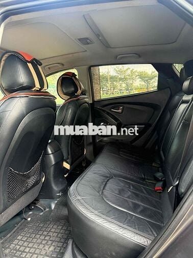 Hyundai Tucson 2010 máy xăng bản full 2 cầu
