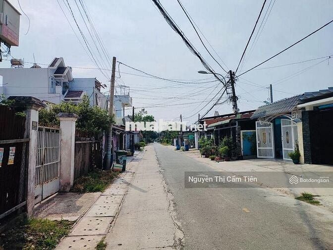 Nhà Đ.Lê Thị Siêng, Tân Thông Hội, 130m2, cách BV Xuyên Á 2km, 1tỷ650