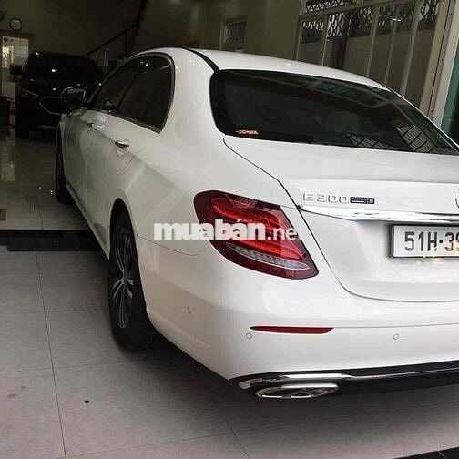 Mercedes Benz E Class 2020 E180 - 22000 km