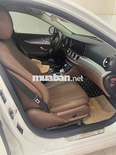 Mercedes Benz E Class 2020 E180 - 22000 km