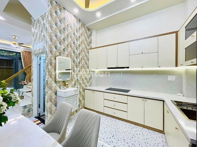 NHÀ XÂY MỚI 4 TẦNG-HẺM THÔNG BÀN CỜ