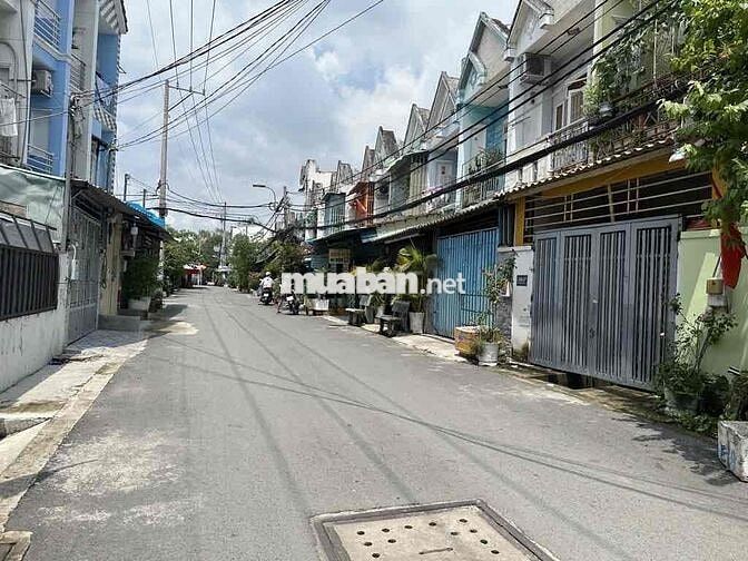 Bán nhàQ7, Lê Văn Lương,80m2, hẻm xe tránh,5 tỷ 2