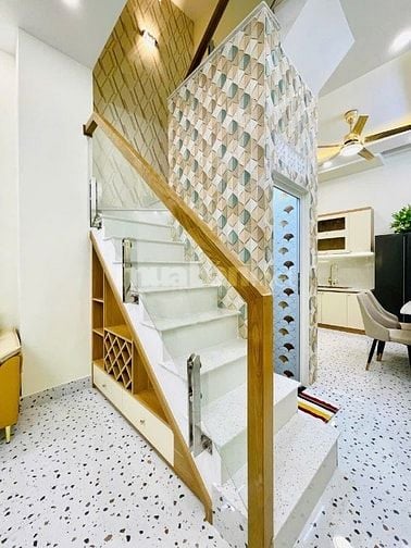 NHÀ XÂY MỚI 4 TẦNG-HẺM THÔNG BÀN CỜ