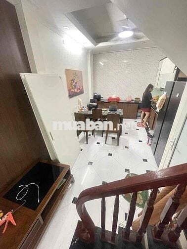 Nhỉnh 6 tỷ có nhà dân xây Yên Duyên-15m oto tránh-30m ra phố-42m*4T;5N